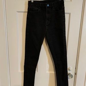 Black high waisted jeans